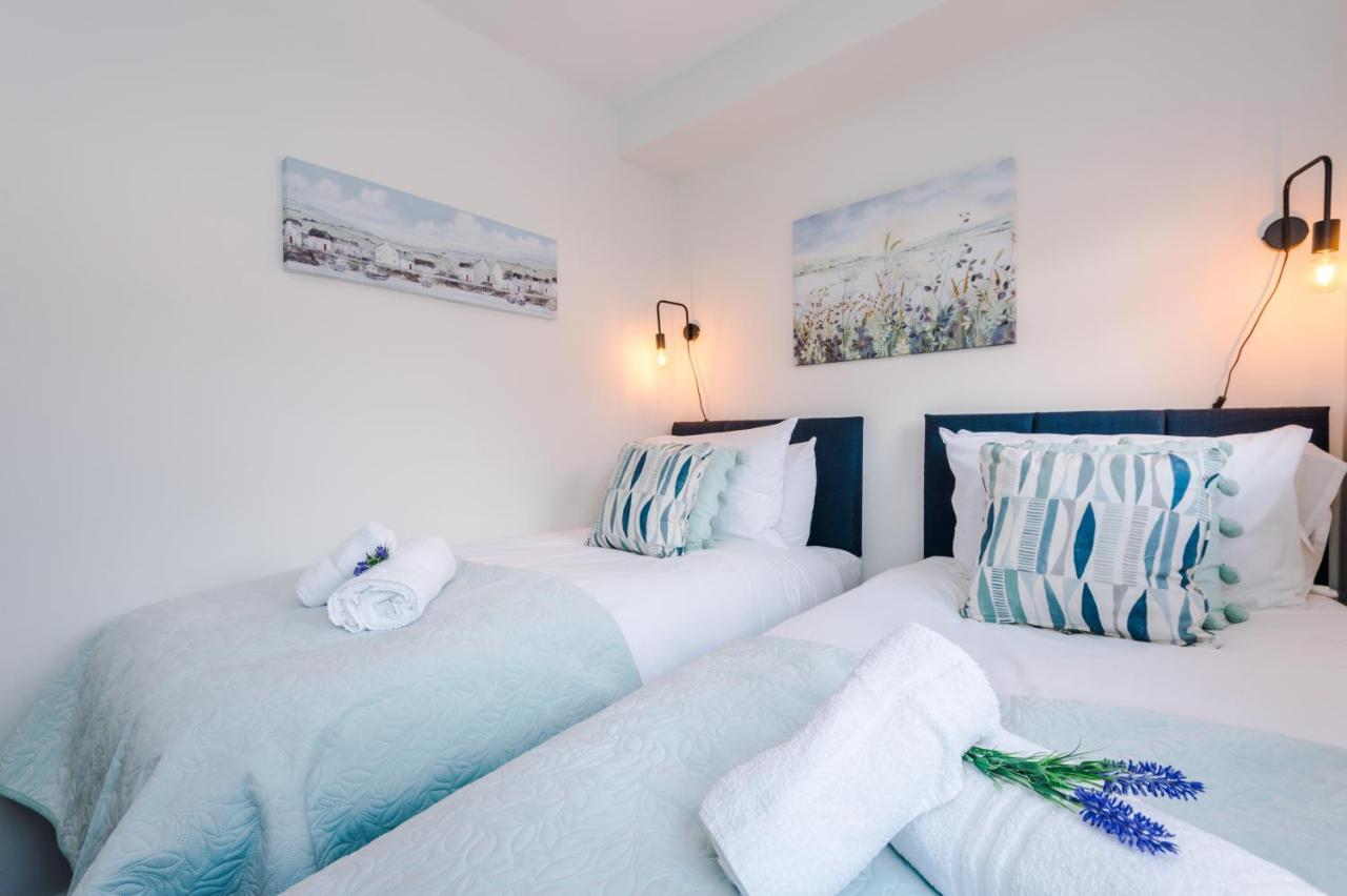 Bright 2-Bed Cottage In Chester By 53 Degrees Property, Ideal For Couples & Small Groups, City Centre - Sleeps 6 Eksteriør billede